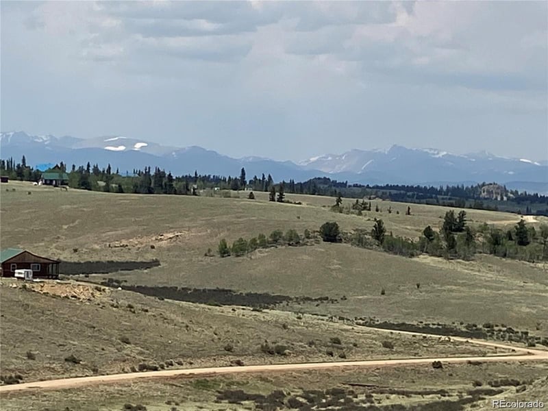 537 Lippzana Rd, Jefferson, CO 80456