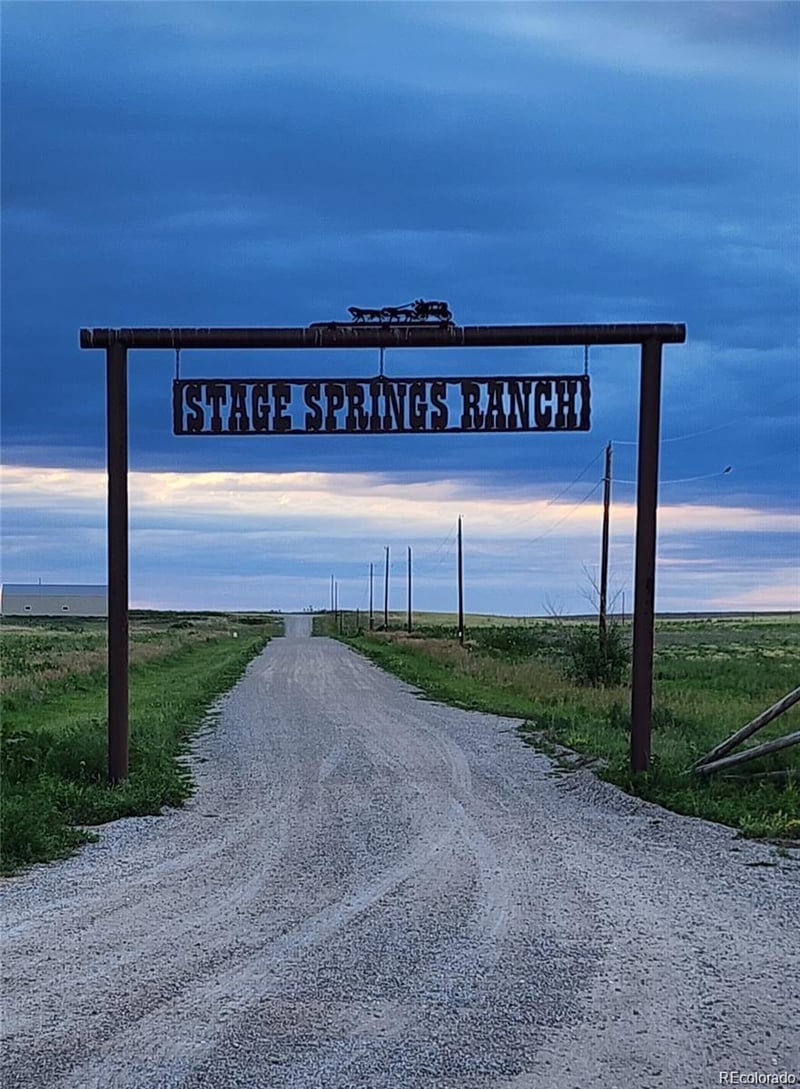 59765 E Crestline Pl Lot 11, Strasburg, CO 80136