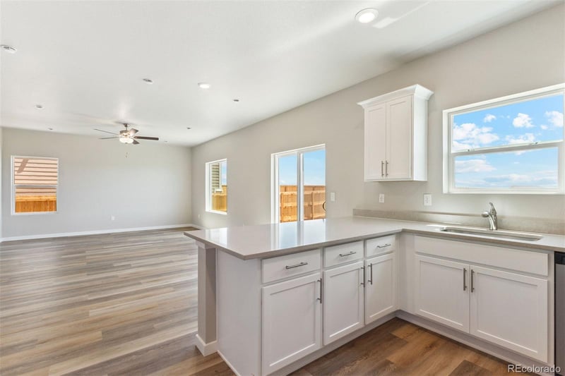 48270 Shetland Dr, Bennett, CO 80102