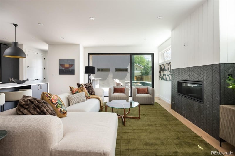 872 Vine St, Denver, CO 80209