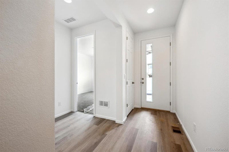 6625 Nepal St, Aurora, CO 80019