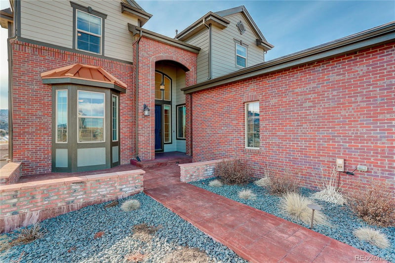 8727 Hunters Hill Ln, Littleton, CO 80125