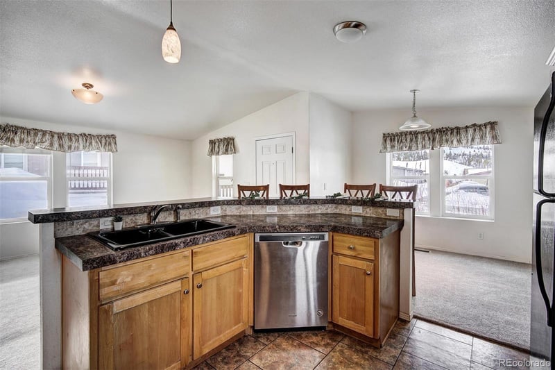 144 Pikes Peak Pl, Dillon, CO 80435