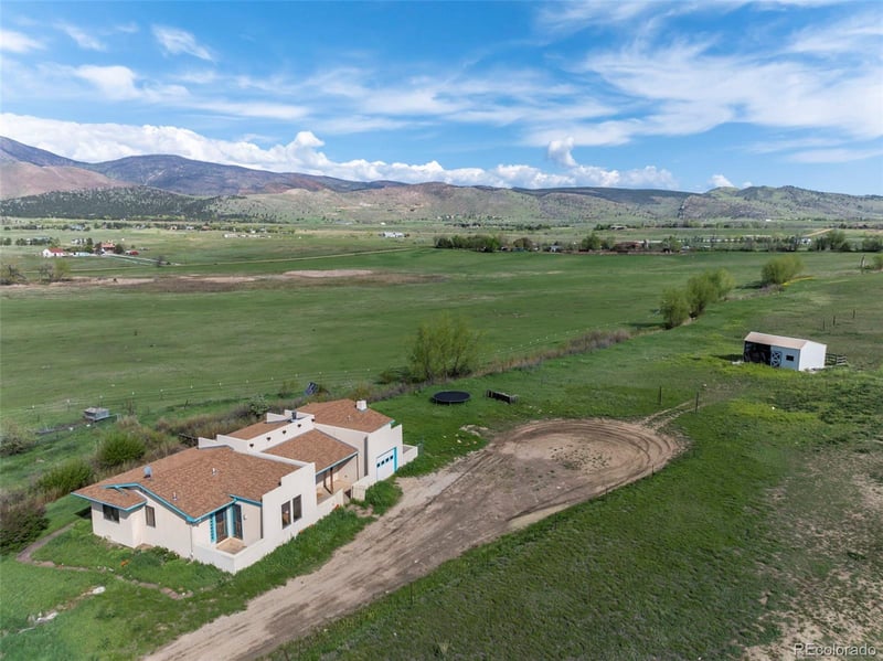 8602 N 39th St, Longmont, CO 80503