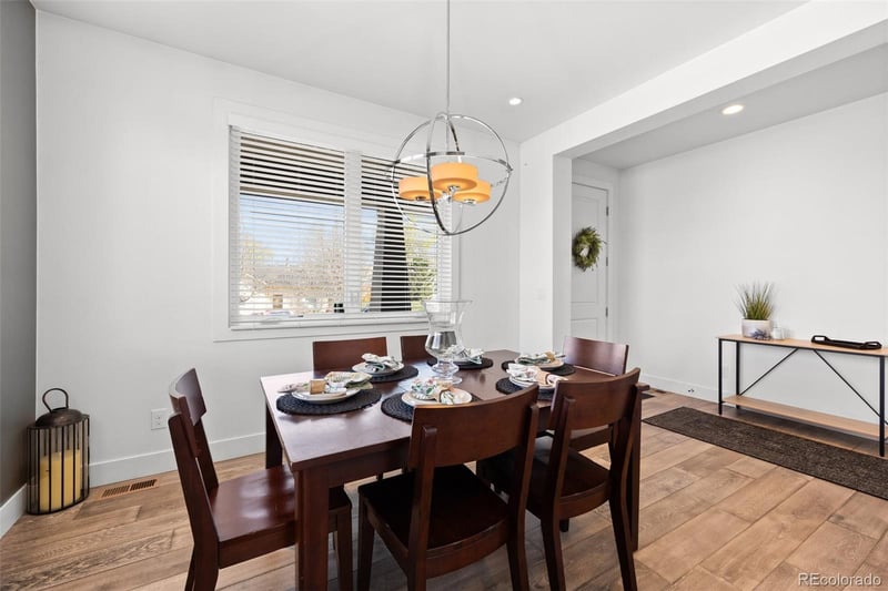 3201 S Emerson St, Englewood, CO 80113