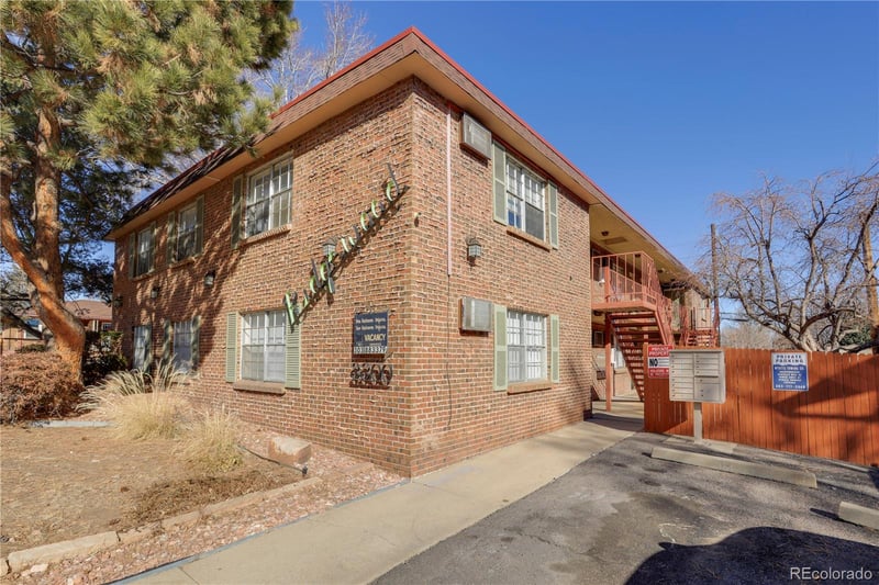 3300 S Clarkson St, Englewood, CO 80113