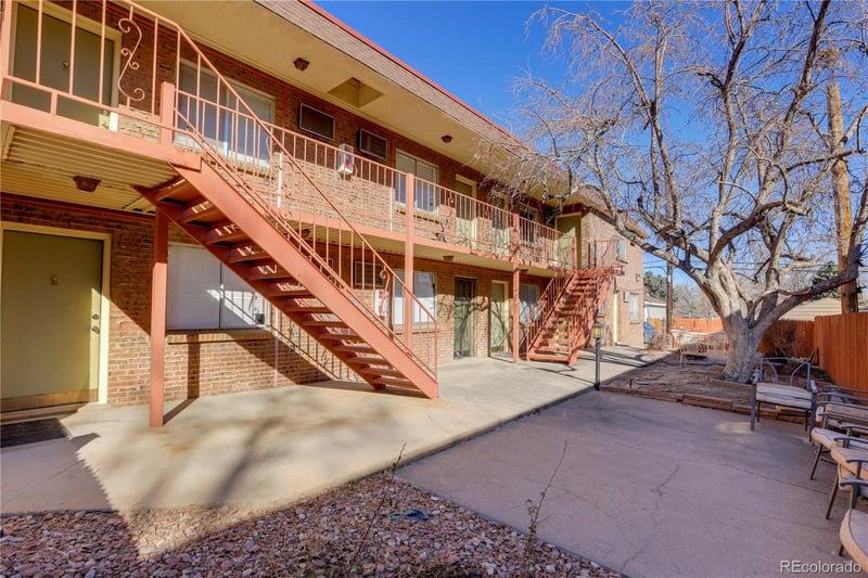 3300 S Clarkson St, Englewood, CO 80113