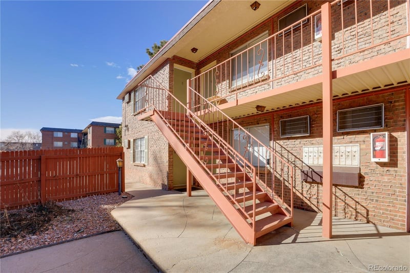 3300 S Clarkson St, Englewood, CO 80113