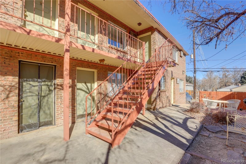3300 S Clarkson St, Englewood, CO 80113