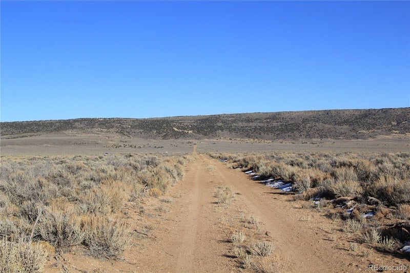 000 Tierra Blanca Ln, Sanford, CO 81151