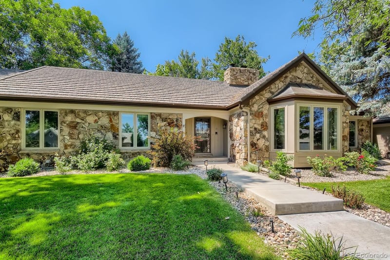 13 Club Ln, Littleton, CO 80123