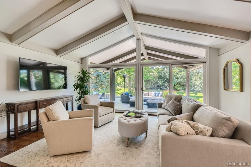 13 Club Ln, Littleton, CO 80123