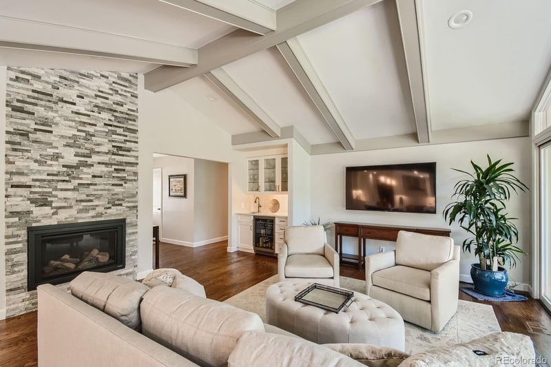 13 Club Ln, Littleton, CO 80123