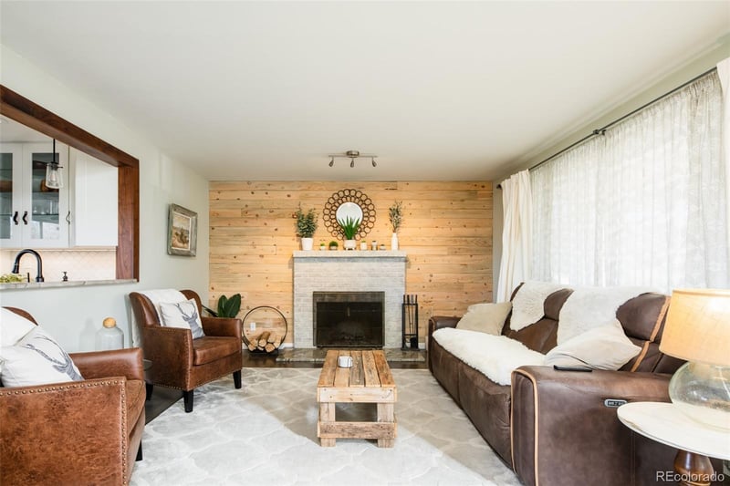 742 Yank St, Lakewood, CO 80401