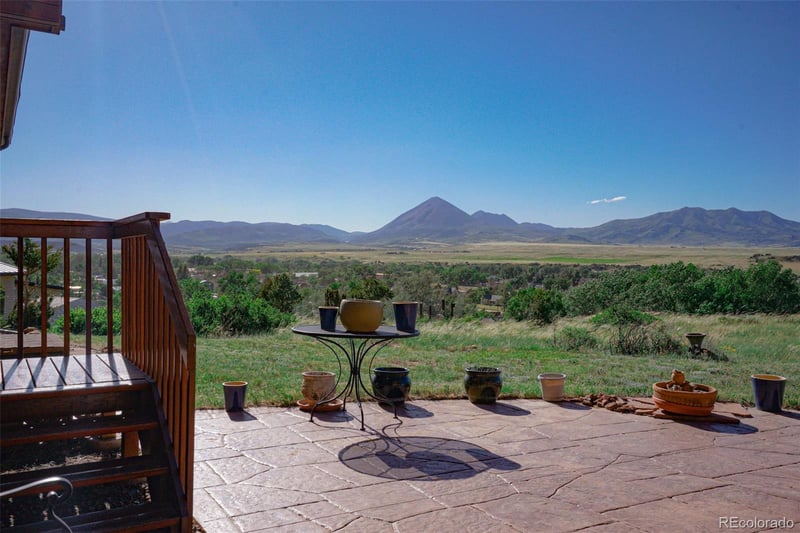 605 E Field St, La Veta, CO 81055