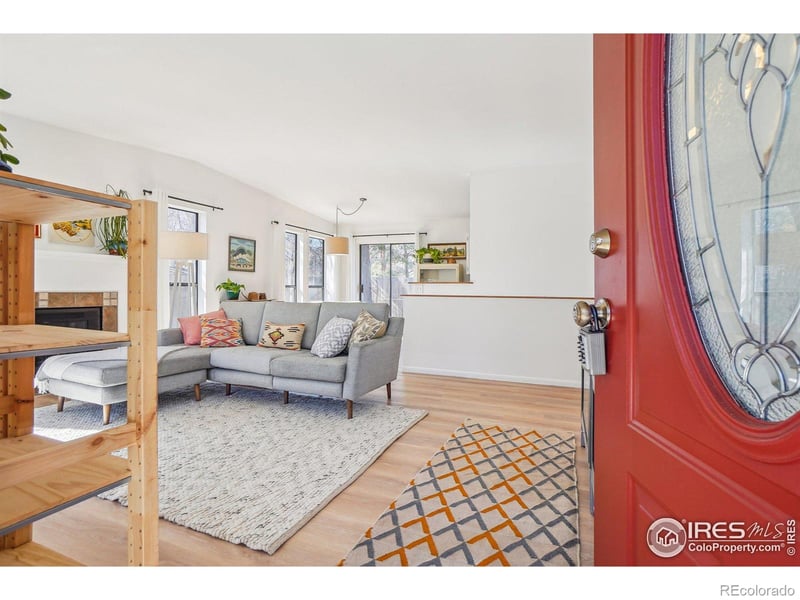 7711 Nikau Dr, Niwot, CO 80503