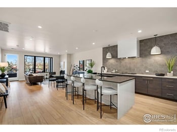 205 6th St #202, Loveland, CO 80537