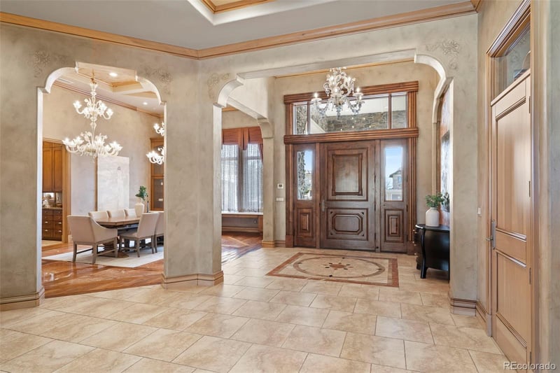8833 Portico Ln, Longmont, CO 80503
