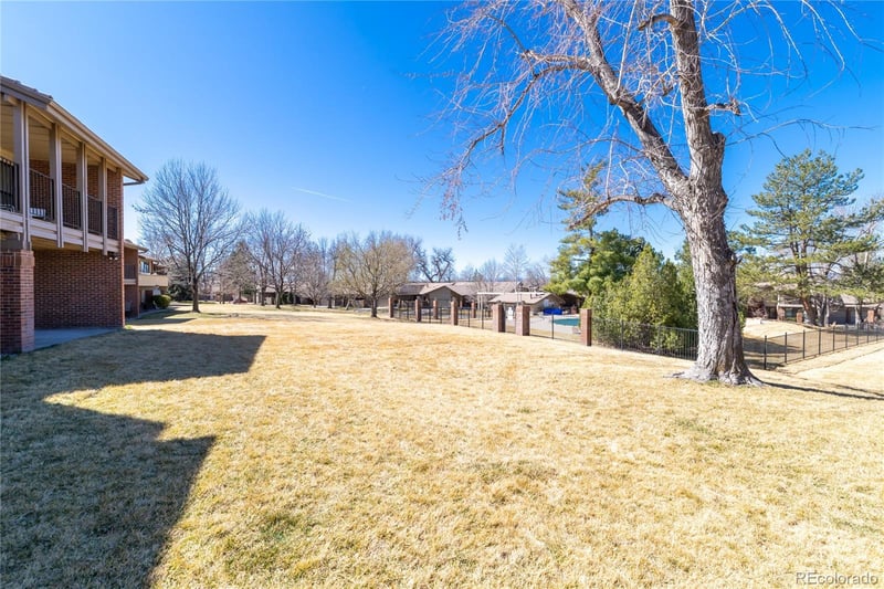 2601 S Quebec St #6, Denver, CO 80231