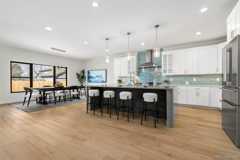 3041 S Bellaire St S, Denver, CO 80222