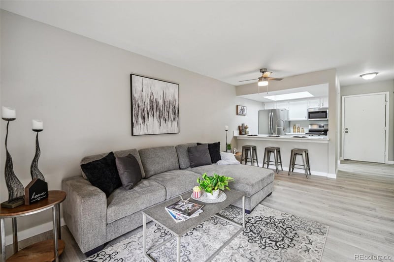 4274 S Salida Way #6, Aurora, CO 80013
