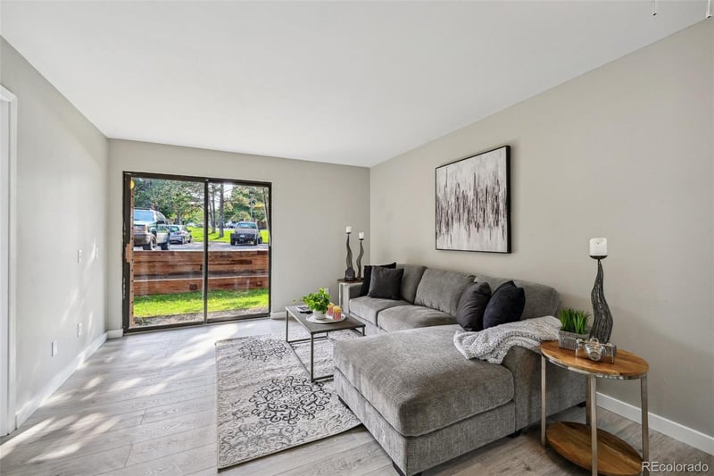 4274 S Salida Way #6, Aurora, CO 80013