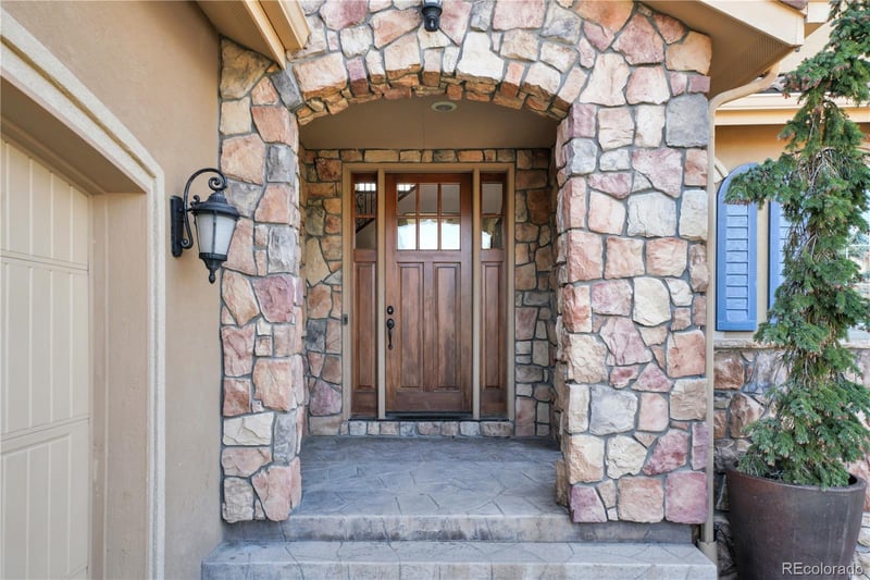 15295 W Warren Dr, Lakewood, CO 80228