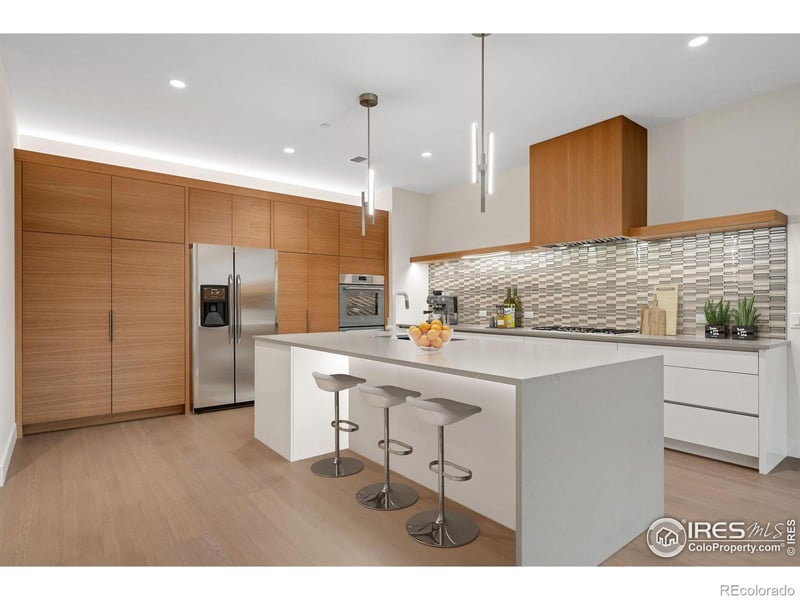 205 6th St #300, Loveland, CO 80537