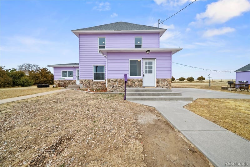 885 Adams Ave, Akron, CO 80720