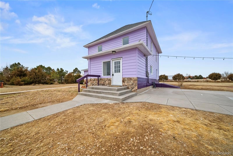 885 Adams Ave, Akron, CO 80720