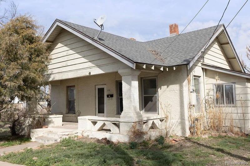 513 W 5th St, La Junta, CO 81050