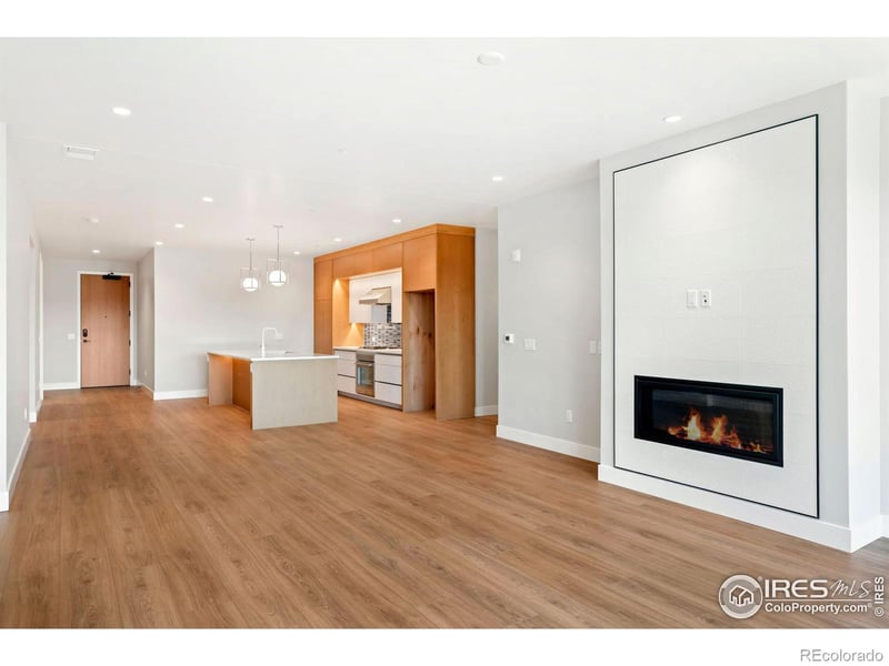 205 E 6th St #205, Loveland, CO 80537