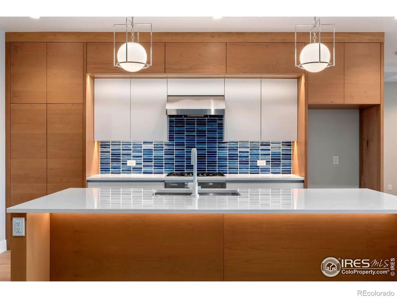 205 E 6th St #205, Loveland, CO 80537