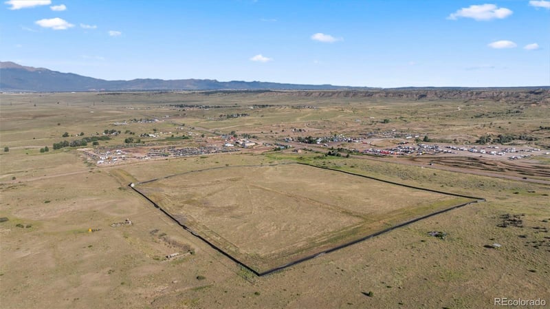 415 Franceville Coal Mine Rd, Colorado Springs, CO 80929
