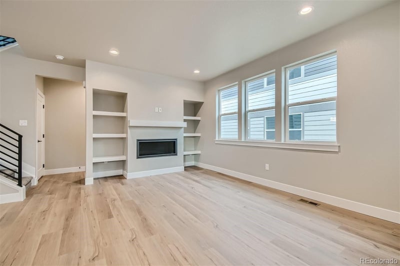 2751 E 102nd Pl, Thornton, CO 80229