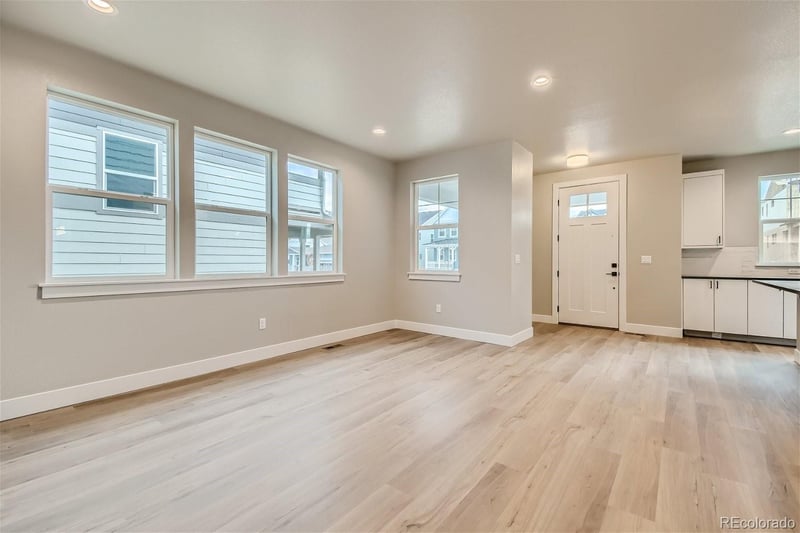 2751 E 102nd Pl, Thornton, CO 80229