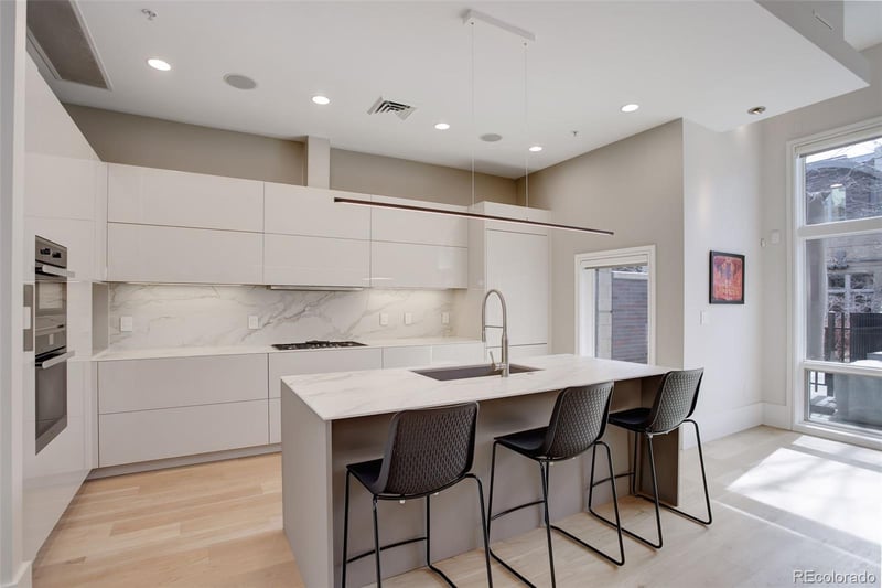 1828 Little Raven St, Denver, CO 80202