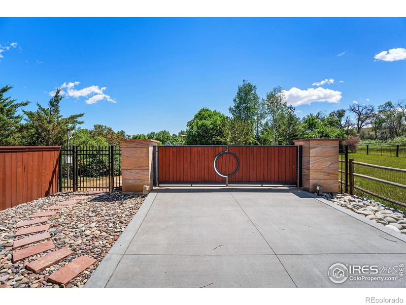 1000 Spring Dr, Boulder, CO 80303