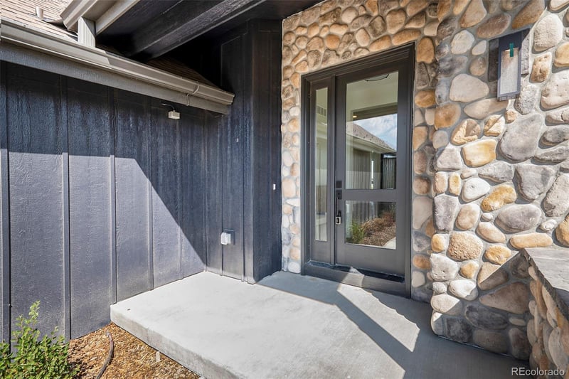 400 Thompson Ave, Granby, CO 80446