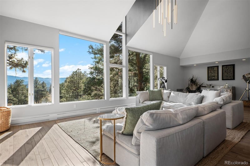 24798 Foothills Dr N, Golden, CO 80401