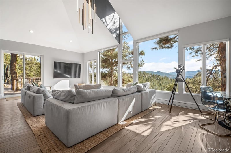 24798 Foothills Dr N, Golden, CO 80401