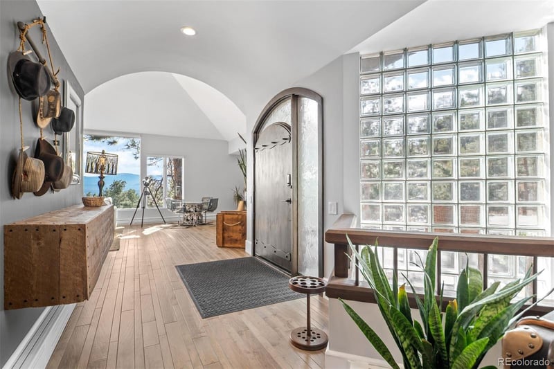 24798 Foothills Dr N, Golden, CO 80401