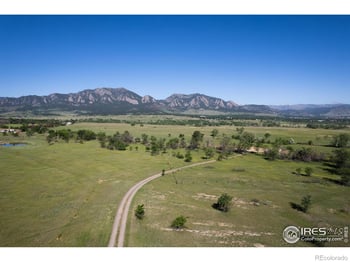 1085 Cherryvale Rd, Boulder, CO 80303