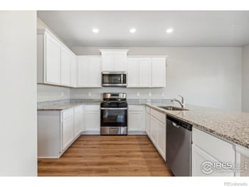 137 Robin Rd, Johnstown, CO 80534