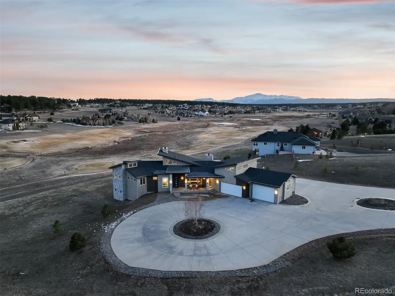 19647 Guildford Ct, Monument, CO 80132