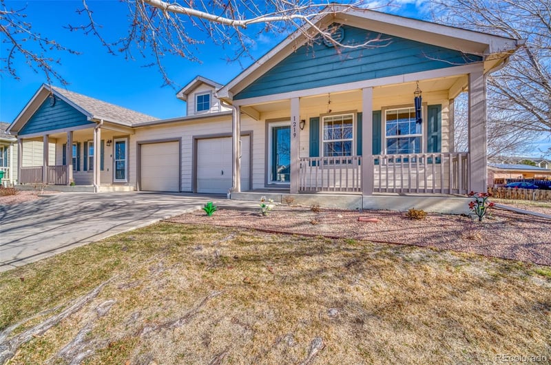 1219 Silver Hawk Ct, Pueblo, CO 81008