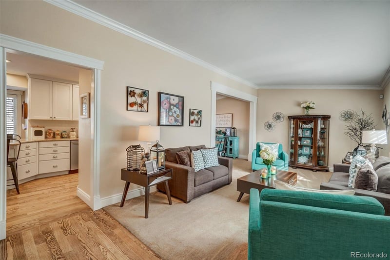 7 Belaire Dr, Pueblo, CO 81001