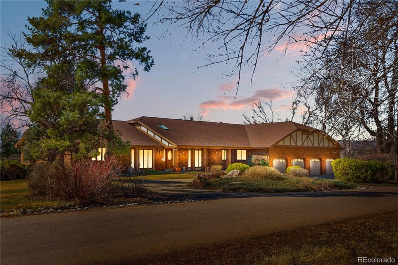 6980 Oak St, Arvada, CO 80004