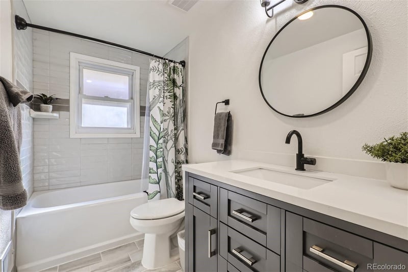 3376 Jasmine St, Denver, CO 80207