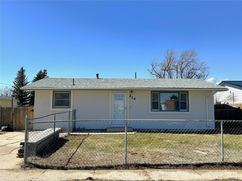 214 Main St, Genoa, CO 80818